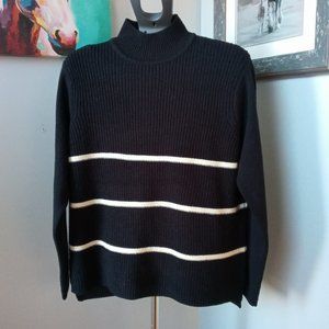 Lissy Black Ivory mock neck sweater size XL N.W.T.